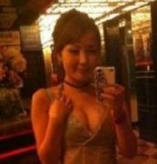 小八娱闻串烧 吴尊当爹霍建华召妓 大S"可能"怀孕?